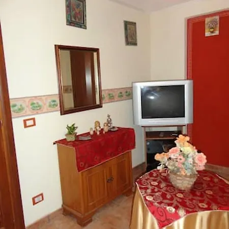 Comfortable In 80 M² + Terrace Apartment Modica