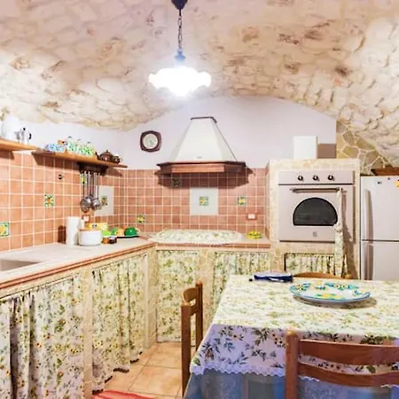 Comfortable In 80 M² + Terrace * Modica