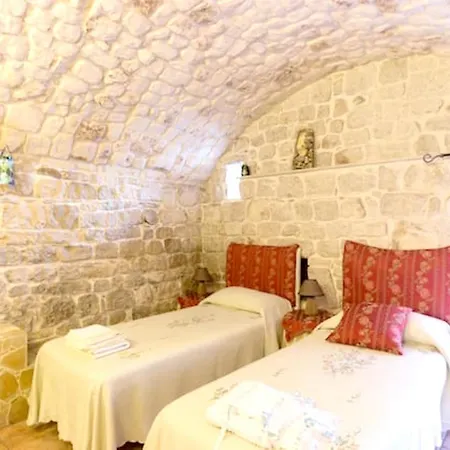 Comfortable In 80 M² + Terrace Apartment Modica