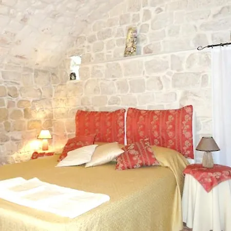 Apartment Comfortable In 80 M² + Terrace